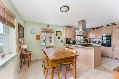 4 bedroom link detached house for sale, Moggs Mead, Petersfield, Hampshire