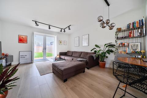2 bedroom semi-detached house for sale, Key Drive, Cranleigh, GU6