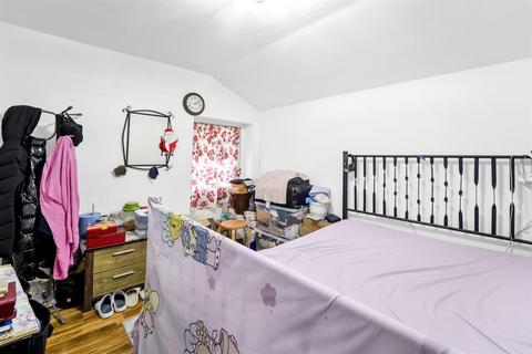 undefined, Vicarage Farm Road, Hounslow TW3