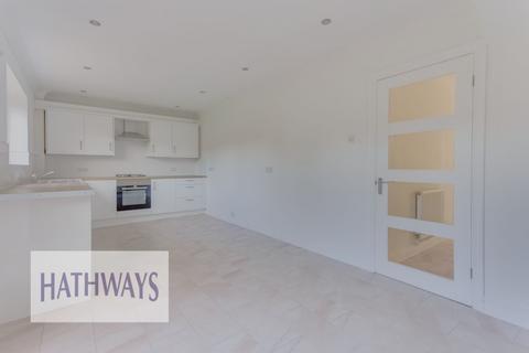 3 bedroom terraced house to rent, Tynewydd Green, Pontnewydd, NP44