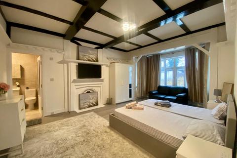 undefined, London SW16