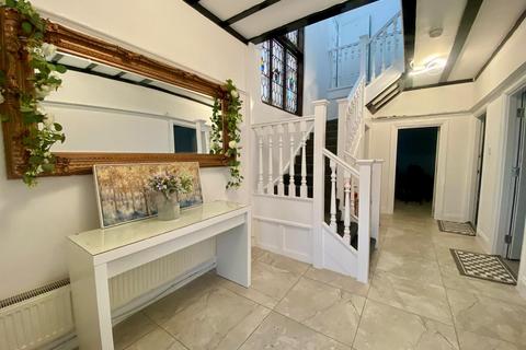 undefined, London SW16