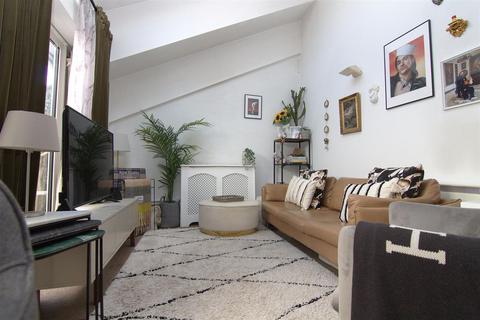 1 bedroom flat to rent, Fairfield Road, Bow Quarter, E3