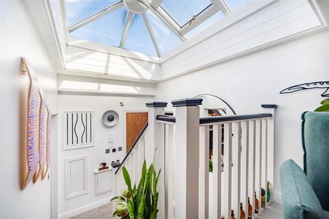 undefined, Tisbury Road, Hove BN3