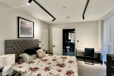 2 bedroom apartment to rent, Merrick Road, Southall UB2