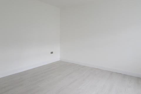 4 bedroom semi-detached house to rent, Granville Road, Uxbridge, Middlesex, UB10