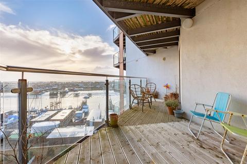 2 bedroom apartment for sale, Riverside West, Shoreham-By-Sea BN43