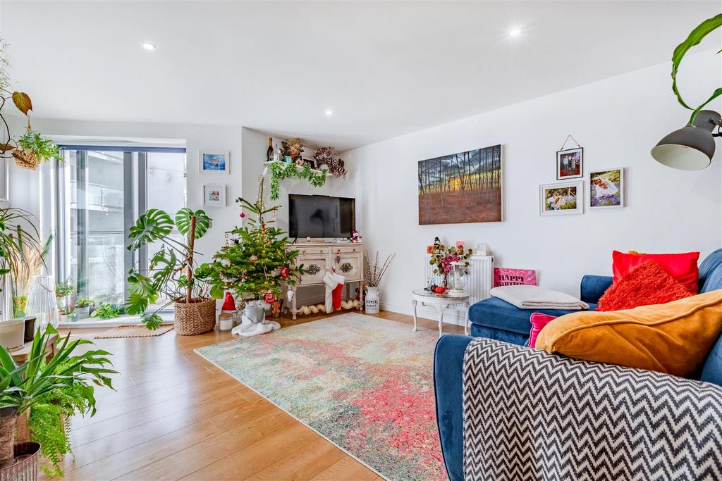 Open Plan Reception