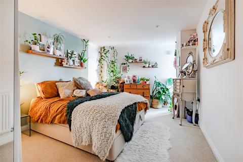 2 bedroom apartment for sale, Riverside West, Shoreham-By-Sea BN43