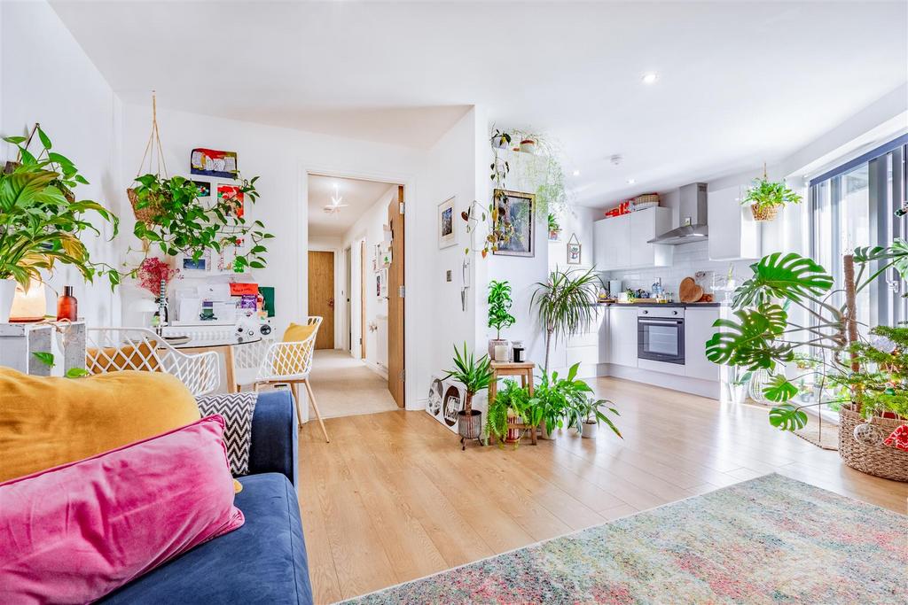 Open Plan Reception