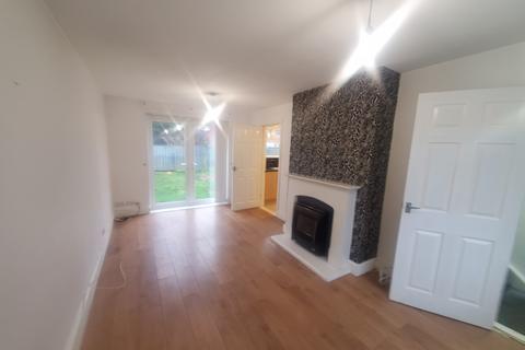 3 bedroom semi-detached house to rent, Lawrence Avenue, South Shields NE34