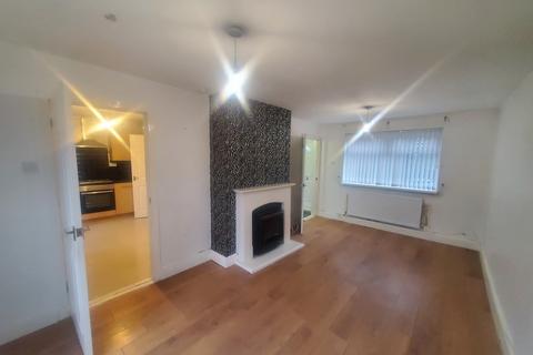 3 bedroom semi-detached house to rent, Lawrence Avenue, South Shields NE34