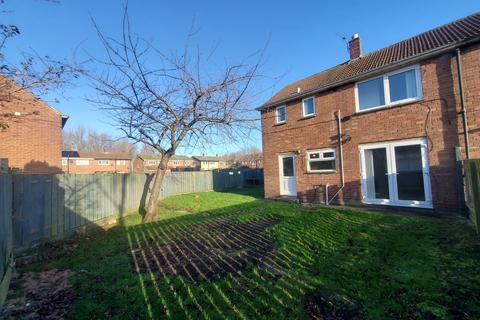 3 bedroom semi-detached house to rent, Lawrence Avenue, South Shields NE34