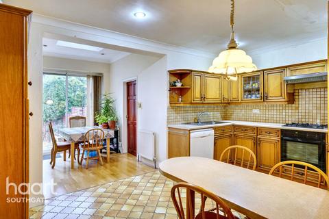 5 bedroom semi-detached house for sale, Cat Hill, Barnet