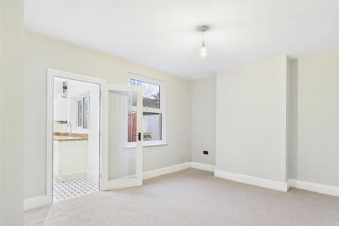 3 bedroom terraced house for sale, Princess Road, Evesham