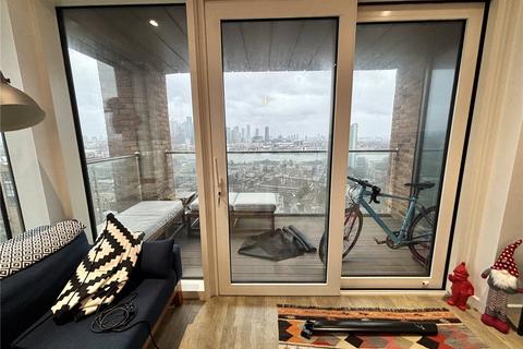 2 bedroom penthouse to rent, Bailey Street, London SE8