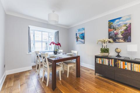 3 bedroom house to rent, Cottesloe Mews, London SE1