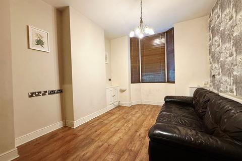 2 bedroom terraced house to rent, West View Terrace, Preston PR1
