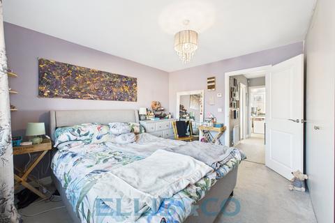 2 bedroom semi-detached house for sale, Hazelwood Close, Tonbridge, Kent, TN11
