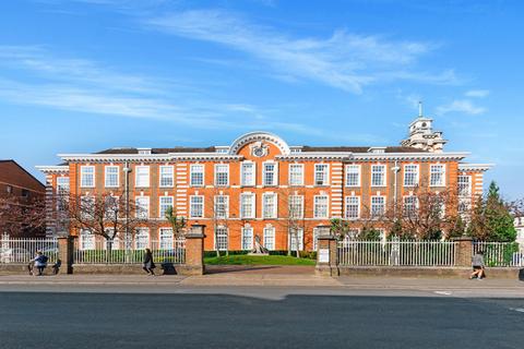2 bedroom flat to rent, Southey Road, SW19