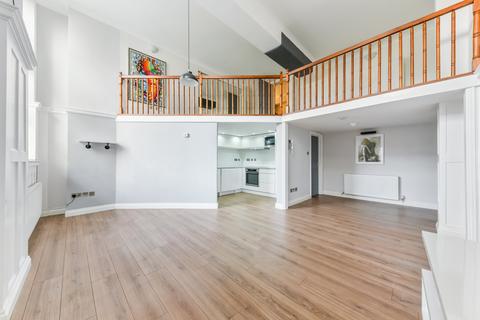 2 bedroom flat to rent, Southey Road, SW19