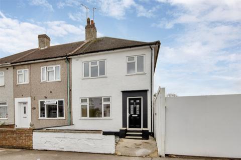 4 bedroom end of terrace house to rent, Sutherland Road, Belvedere, Kent, DA17