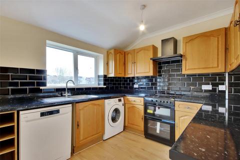 4 bedroom end of terrace house to rent, Sutherland Road, Belvedere, Kent, DA17