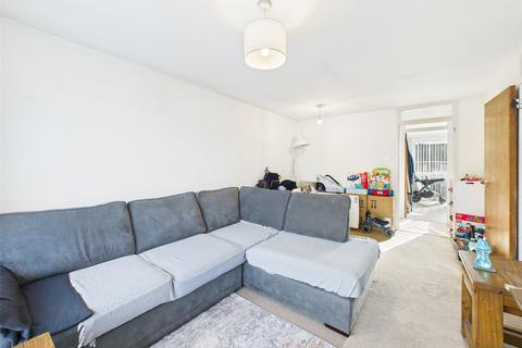 1 bedroom apartment to rent, Oakley Close, Middlesex