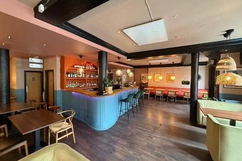 Pub to rent, 39 Broughton St Edinburgh EH1 3JU