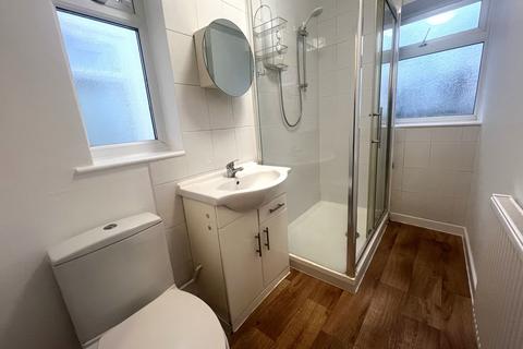 1 bedroom flat to rent, Regent Street, Teignmouth, TQ14