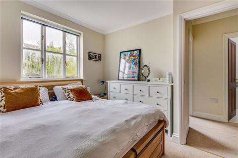 undefined, Chestnut Grove, London SW12