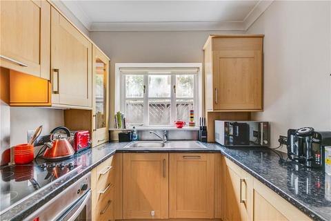 undefined, Chestnut Grove, London SW12