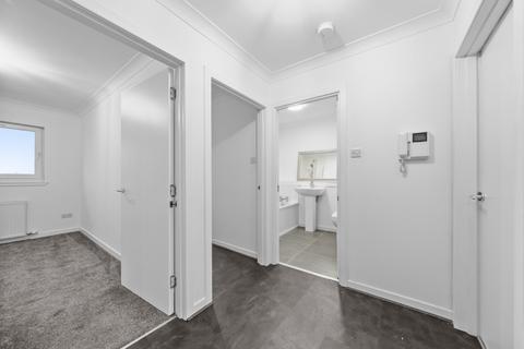 2 bedroom flat to rent, Coplaw Street, Glasgow City, Glasgow, G42