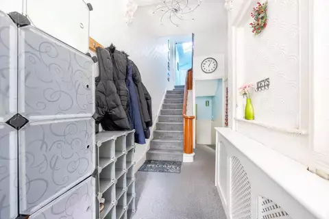 undefined, 5, Harris Terrace, Douglas