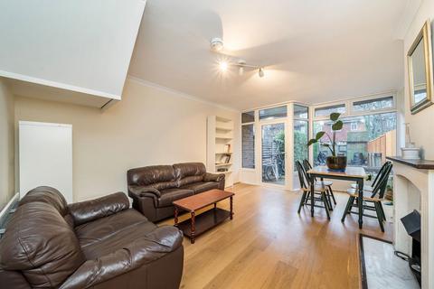 3 bedroom terraced house for sale, Penton Place, London SE17