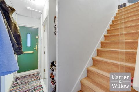 2 bedroom maisonette for sale, Roxwell Road, Essex