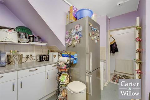 2 bedroom maisonette for sale, Roxwell Road, Essex