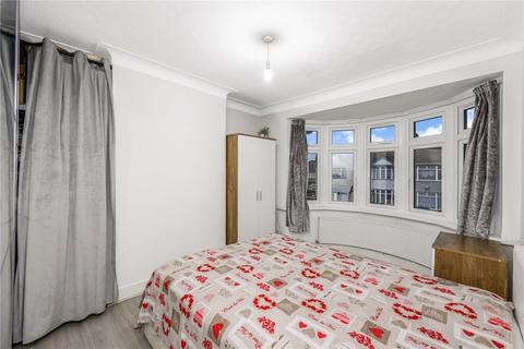 3 bedroom end of terrace house for sale, Hickman Road, Chadwell Heath RM6