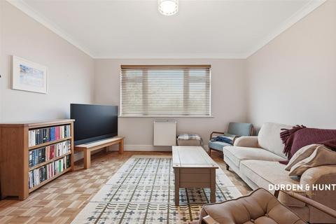 2 bedroom apartment for sale, High Street Wanstead, London E11