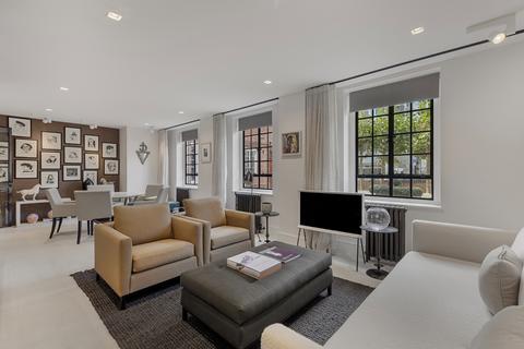 4 bedroom flat for sale, Swan Court, Chelsea Manor Street, Kensington and Chelsea, SW3