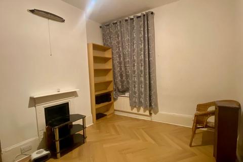 undefined, London SW16