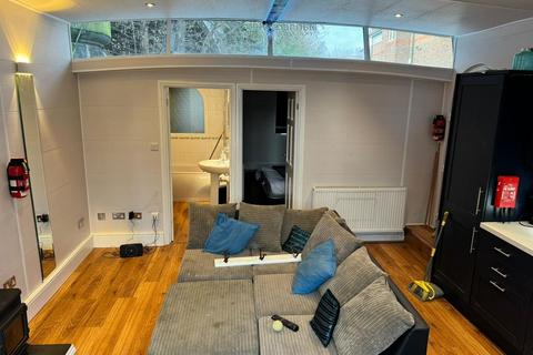 undefined, Kingston upon Thames KT1