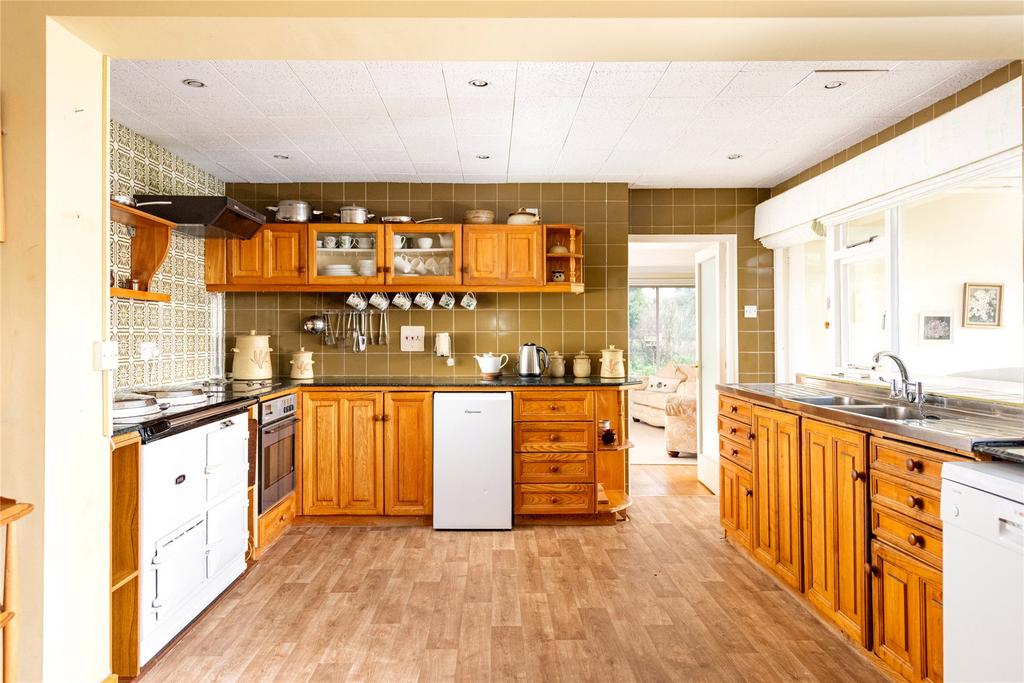 Kitchen/Breakfast