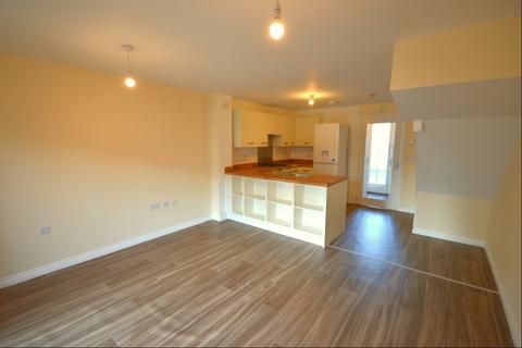 2 bedroom semi-detached house to rent, Marazion Way, Plymouth PL2
