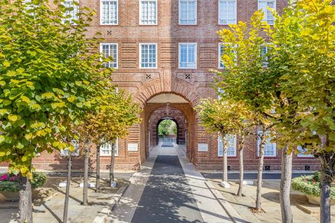 2 bedroom flat for sale, Swan Court, Chelsea Manor Street, Kensington and Chelsea, SW3
