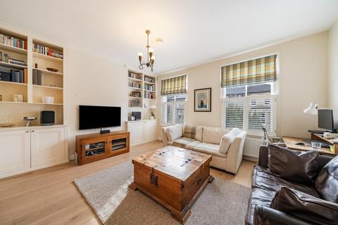 2 bedroom flat for sale, Ramsden Road, Balham, London, SW12