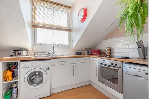 1 bedroom flat for sale, Veronica Road, Balham, London, SW17