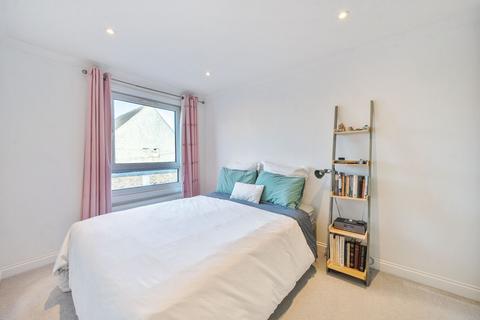 3 bedroom terraced house for sale, Hazelbourne Road, Balham, London, SW12