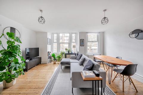 2 bedroom flat for sale, Cavendish Road, Clapham South, London, SW12