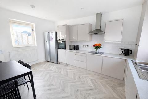 3 bedroom terraced house for sale, The Crescent East, Sunnyside